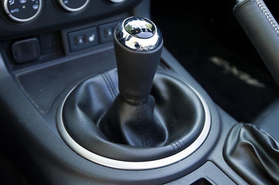  Mazda MX-5 Miata Special Edition 2012 года  (фото 8 из 31)
